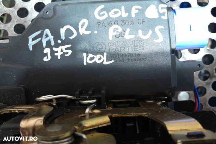 Broasca usa fata dreapta 3D1837016 Volkswagen VW Golf Plus 1 [2004 - - 4