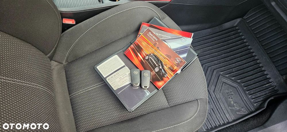 Opel Astra 2.0 CDTI Cosmo - 25