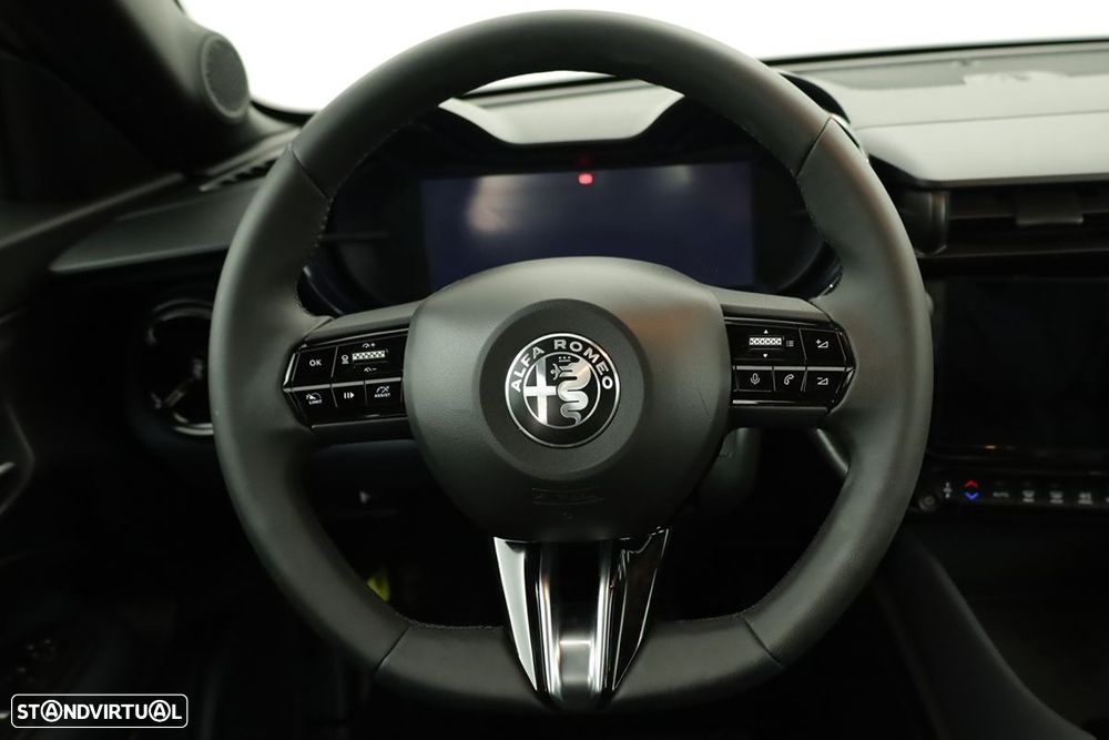 Alfa Romeo Junior Elletrica 50 kWh - 15