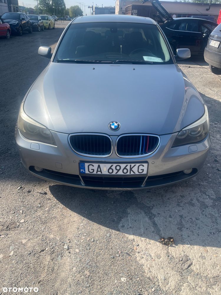 BMW Seria 5 525d - 8