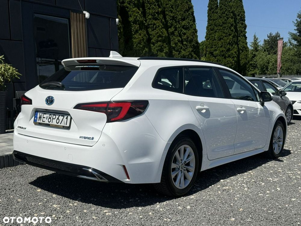 Toyota Corolla 1.8 Hybrid Executive - 10