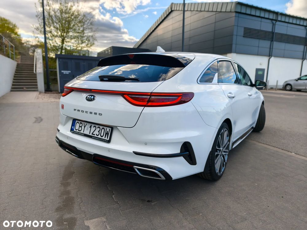 Kia ProCeed - 6