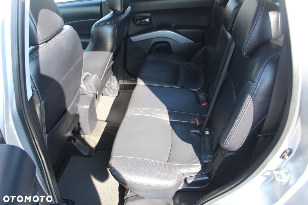 Citroën C-Crosser 2.2 HDi Exclusive - 24