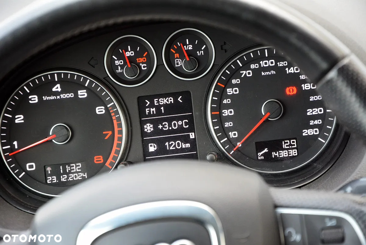 Audi A3 1.8 TFSI S line Sportpaket - 17