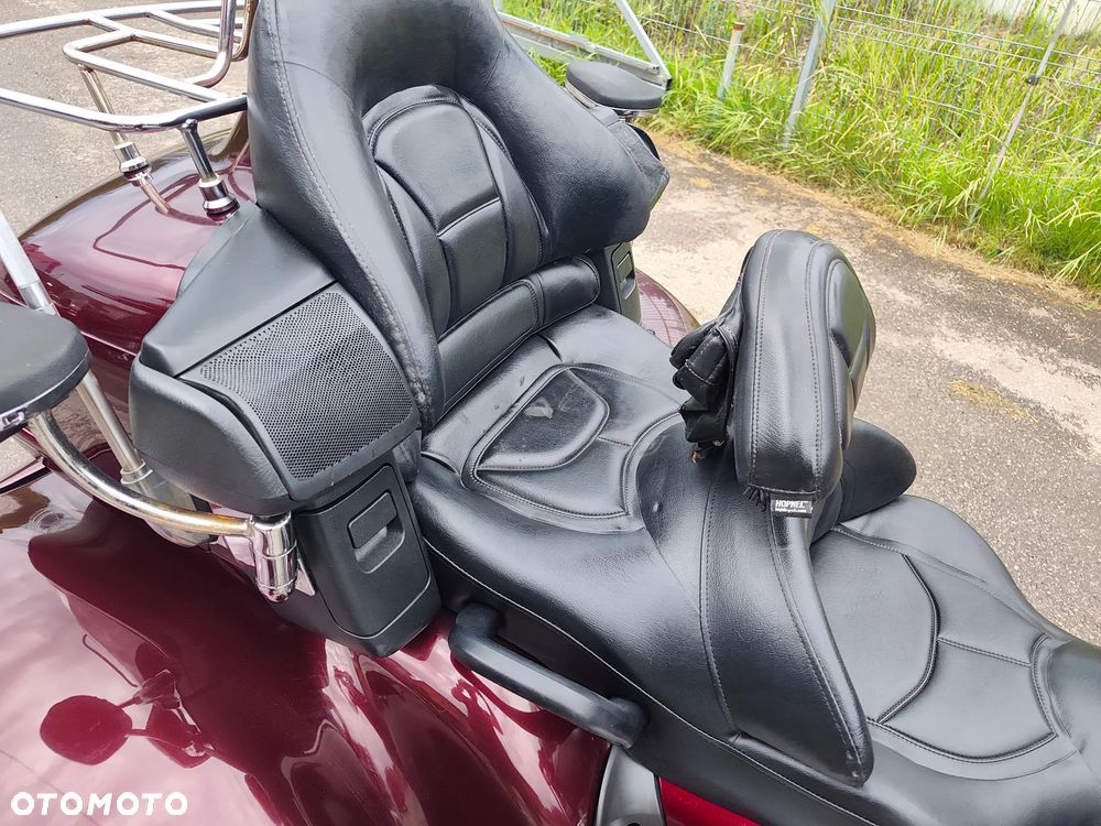 Honda GL - 28