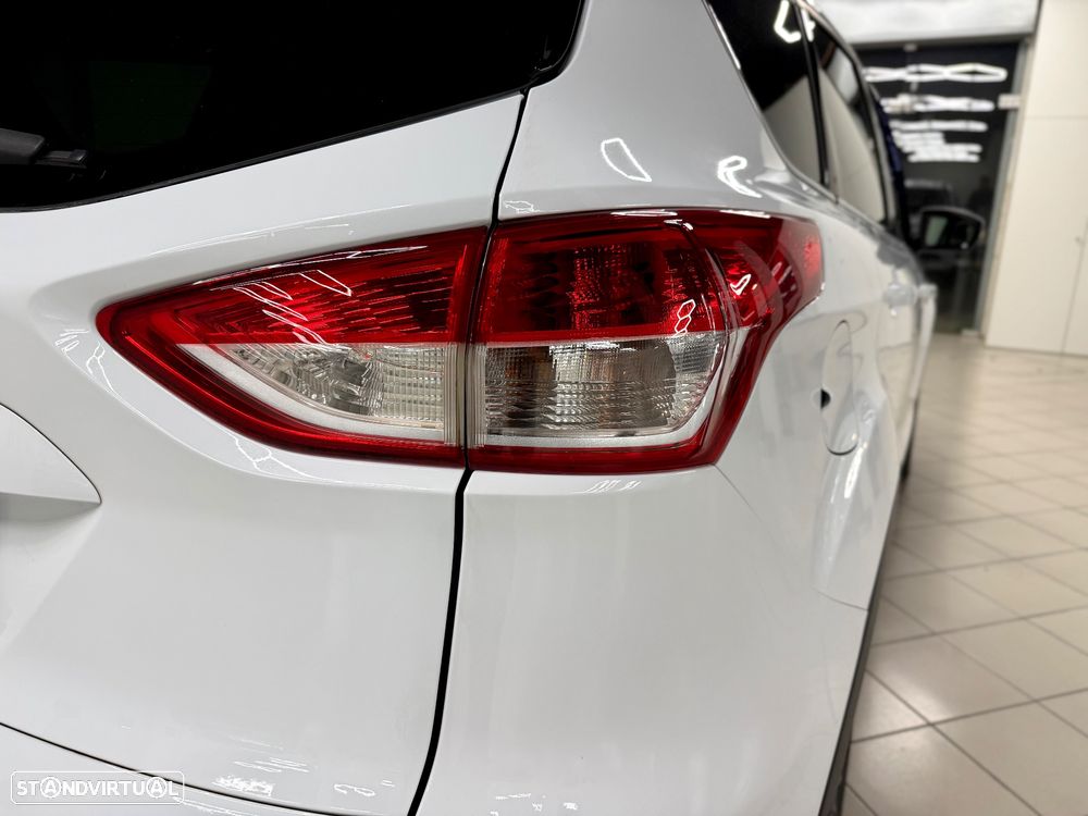 Ford Kuga 2.0 TDCi Titanium - 6