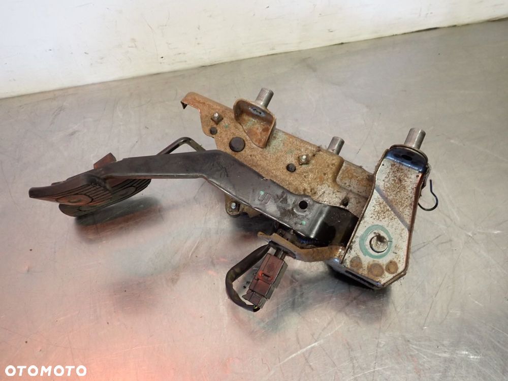 PEDAŁ GAZU HAMULCA NISSAN MICRA K12 C+C - 6