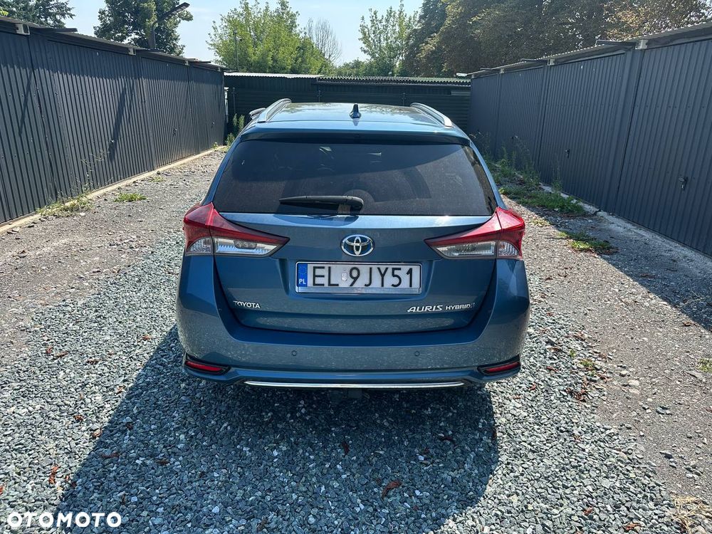 Toyota Auris 1.8 HSD Luna - 4
