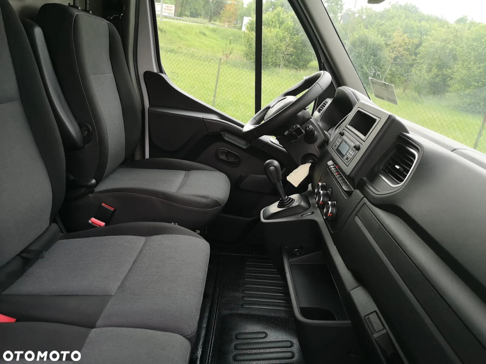 Renault MASTER BLASZAK SREDNI NOWY MODEL - 24