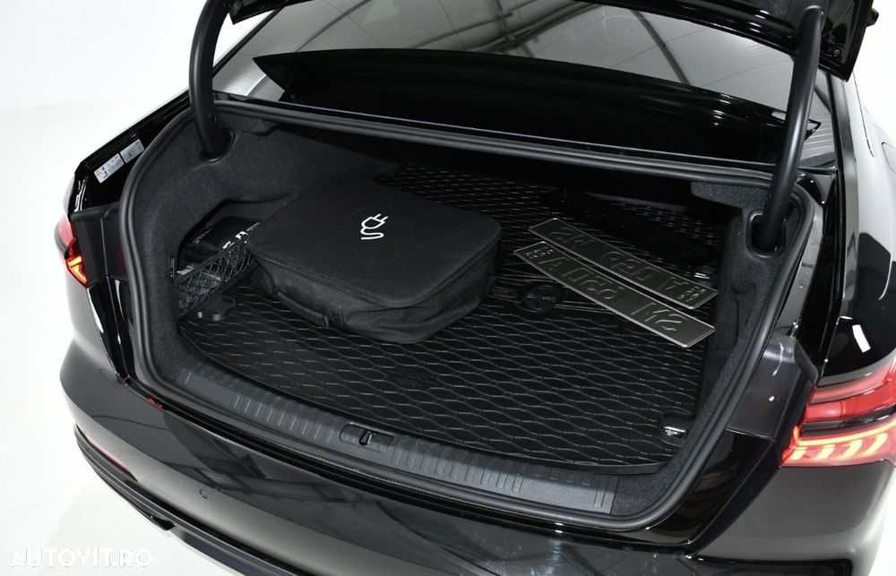 Audi A6 Limuzina 55 TFSI quattro S tronic - 23