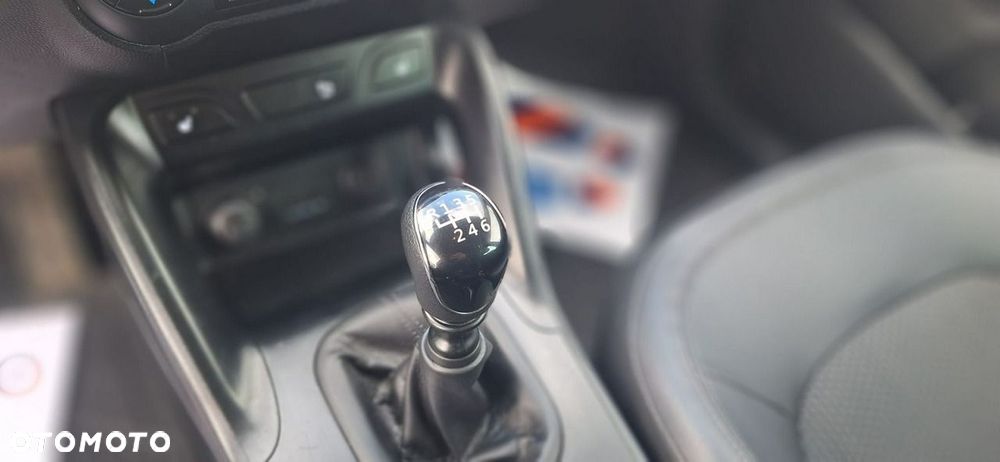 Hyundai ix35 - 17