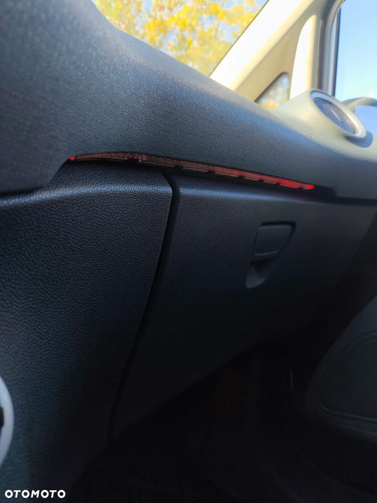 Ford Fiesta 1.4 Titanium X - 26