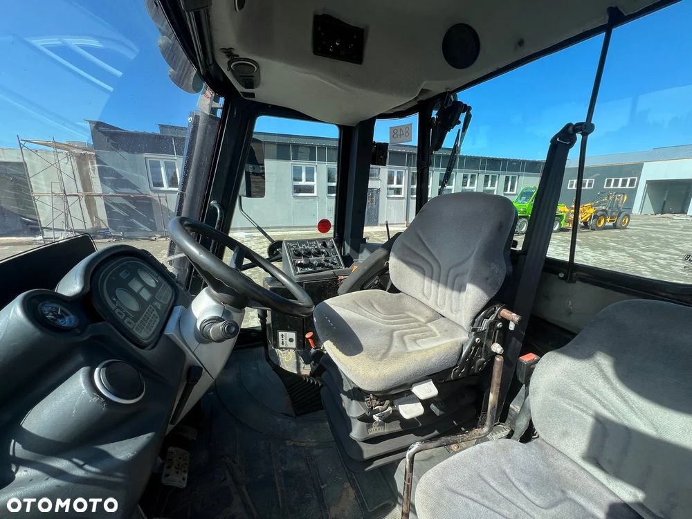 JCB Fastrac 3200 - 11