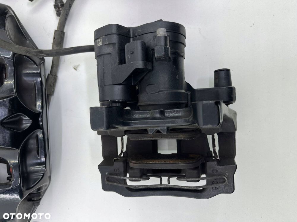 AUDI RS3 8Y ZACISKI PRZÓD TYŁ KOMPLET 83A615105M 83A615106M - 12