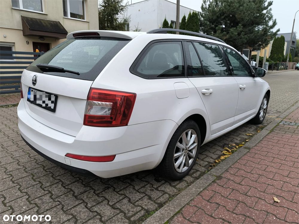 Skoda Octavia 1.6 TDI Ambition - 2
