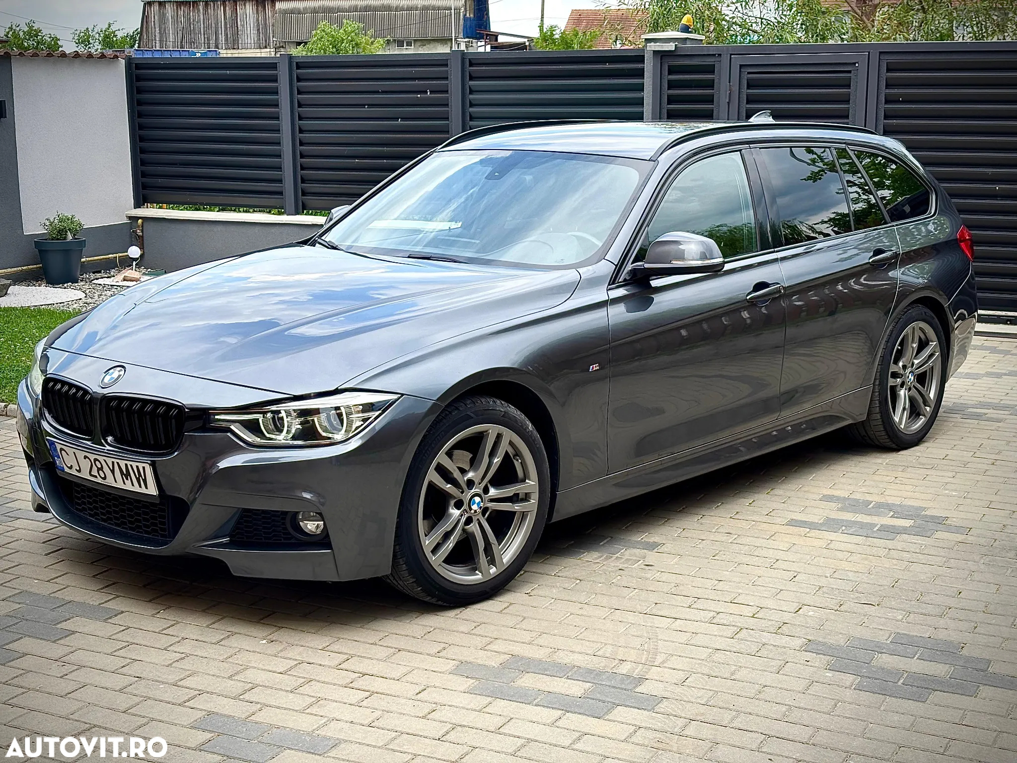 BMW Seria 3 318d Touring Aut. M Sport - 19