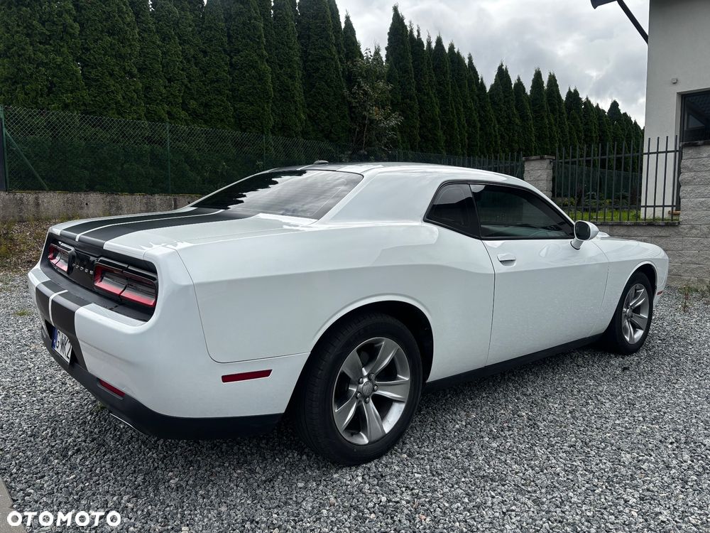 Dodge Challenger Automatik SXT Plus - 12