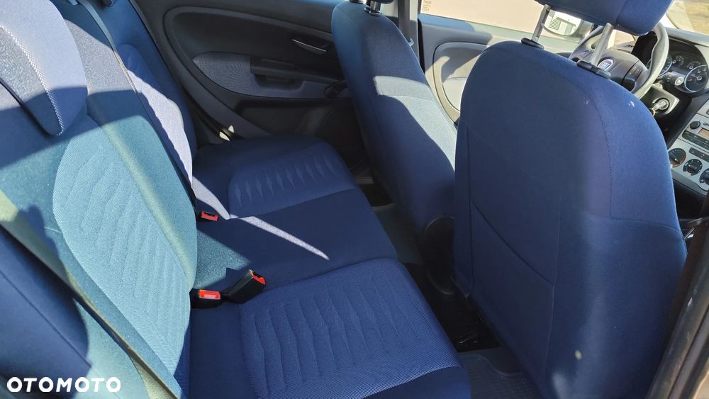 Fiat Grande Punto - 5