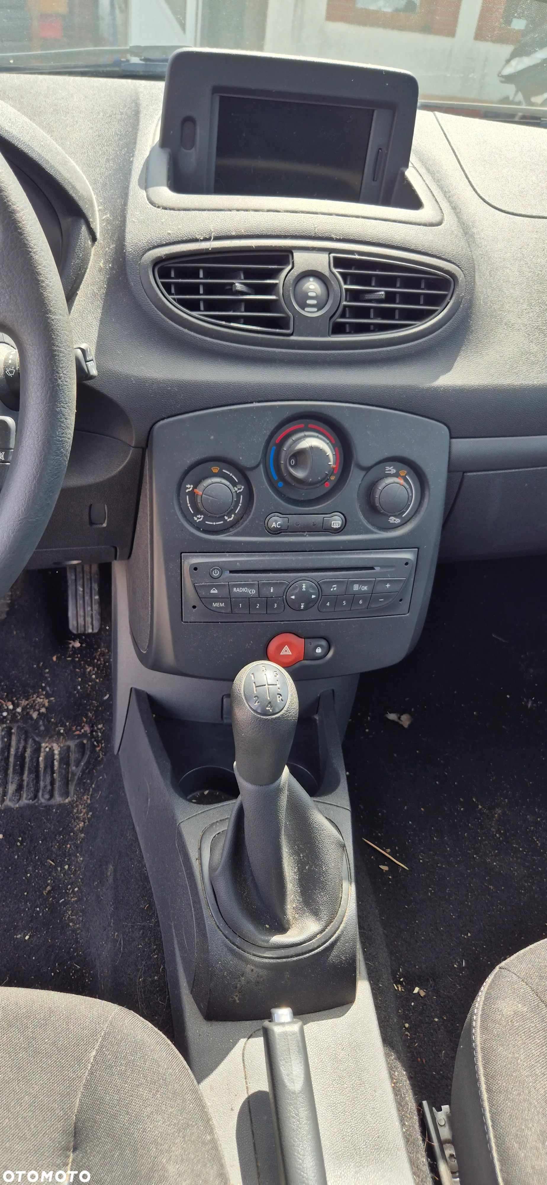 Renault Clio 1.2 16V Tech Run - 11