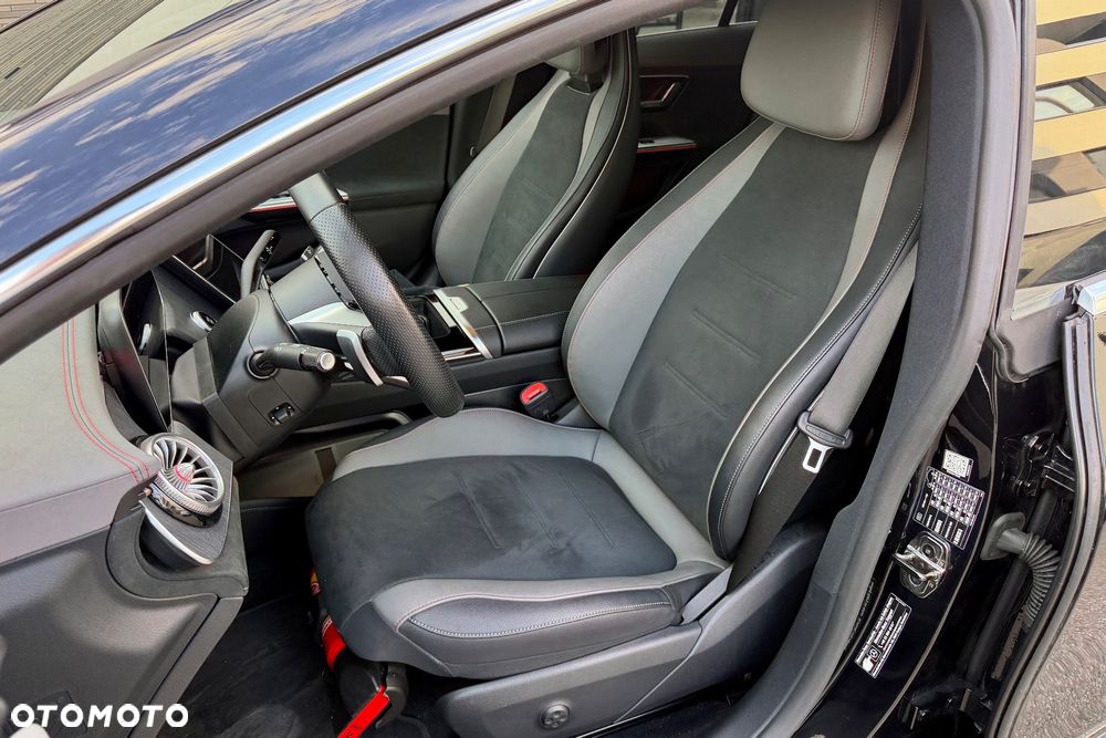 Mercedes-Benz EQE 350 90.5kWh 4-Matic AMG Line - 14