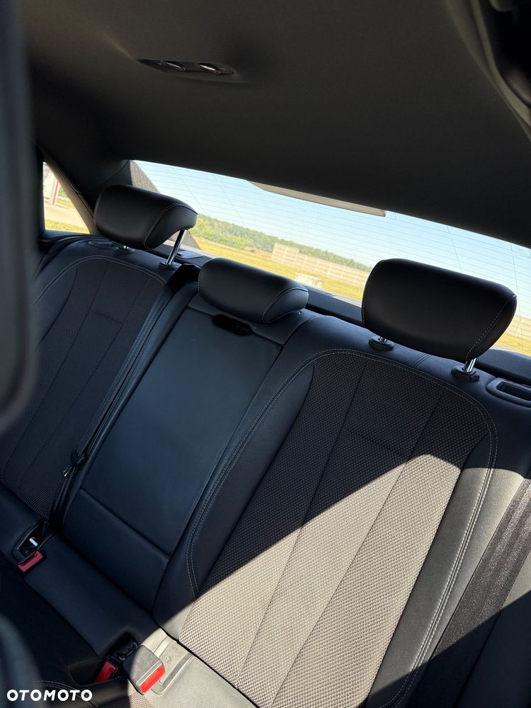 Audi A4 Limousine 2.0 TDI S tronic - 12