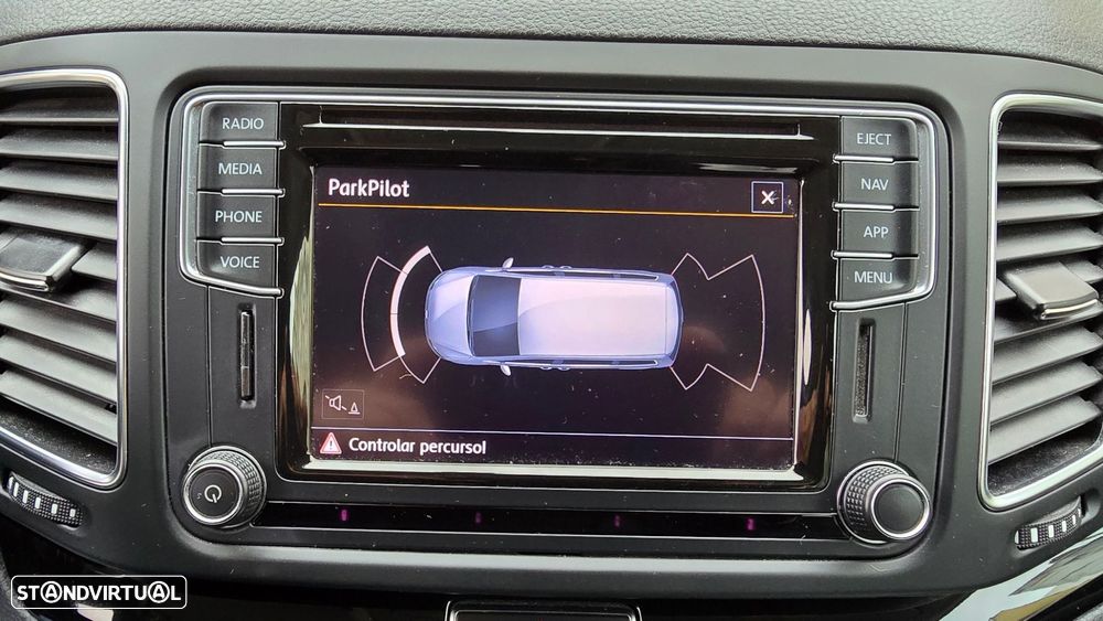 VW Sharan 2.0 TDI Highline DSG - 21