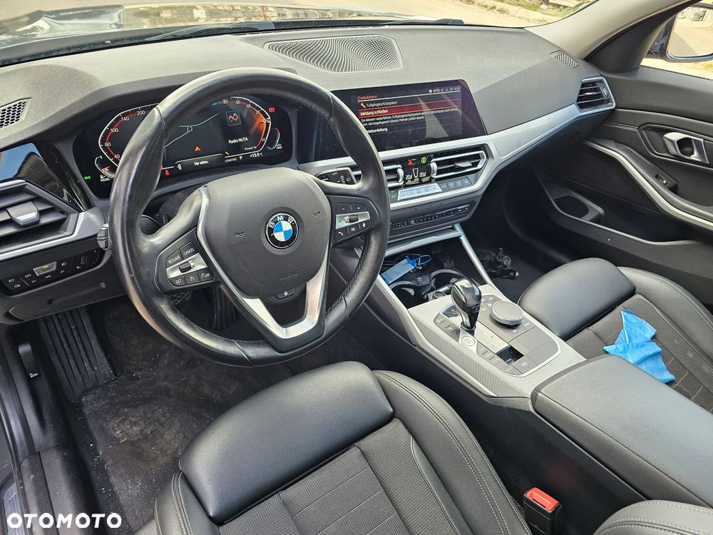 BMW Seria 3 320d Advantage - 24