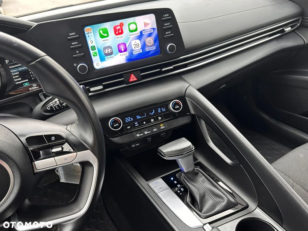 Hyundai Elantra 1.6 Modern CVT - 18
