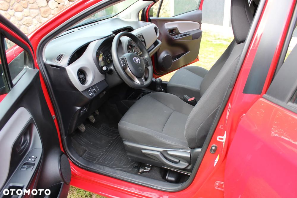 Toyota Yaris 1.0 Active - 8