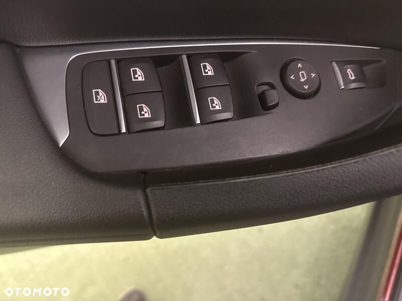 BMW X4 xDrive20i GPF sport - 12