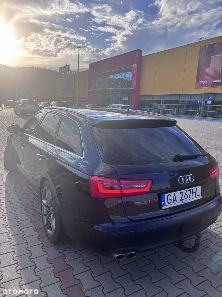Audi A6 Avant 2012 photo 4