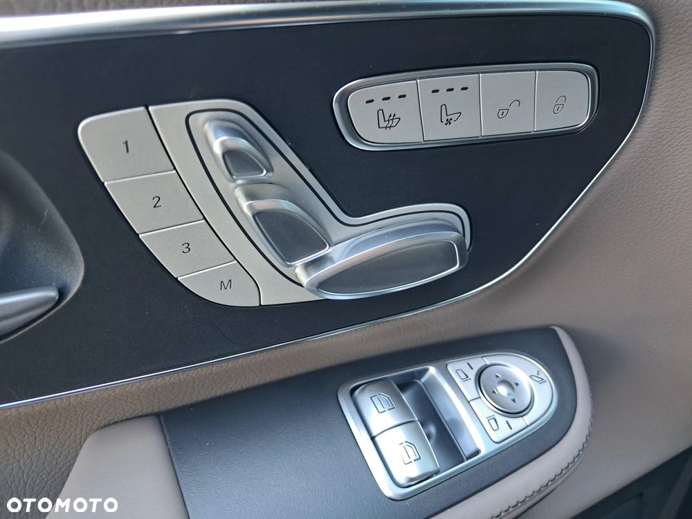 Mercedes-Benz Klasa V 300 d 4-Matic 9G-Tronic Exclusive (d³ugi) - 10