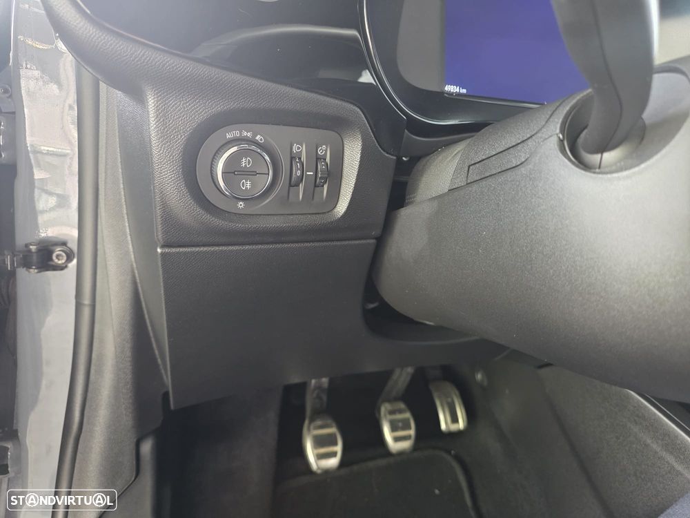 Opel Corsa 1.2 T GS - 12