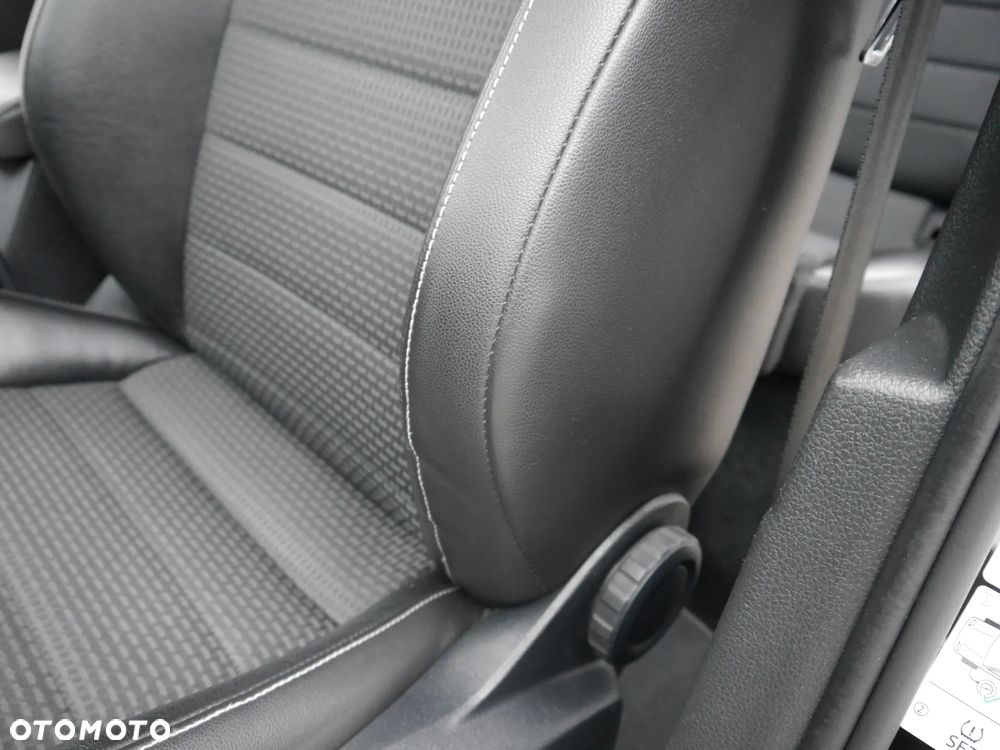 Volkswagen Golf 2.0 TDI (BlueMotion Technology) Highline - 14