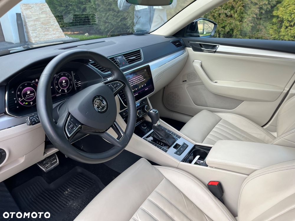 Skoda Superb 2.0 TDI SCR 4x4 L&K DSG - 12
