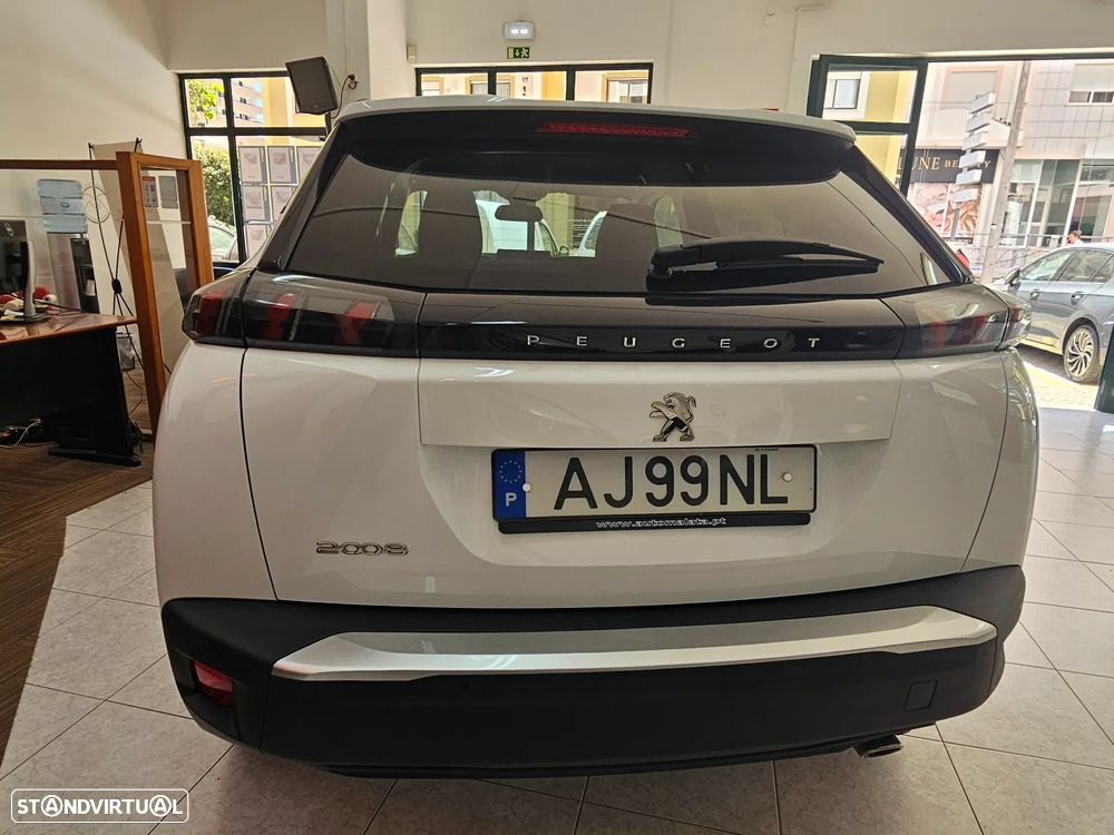 Peugeot 2008 - 47