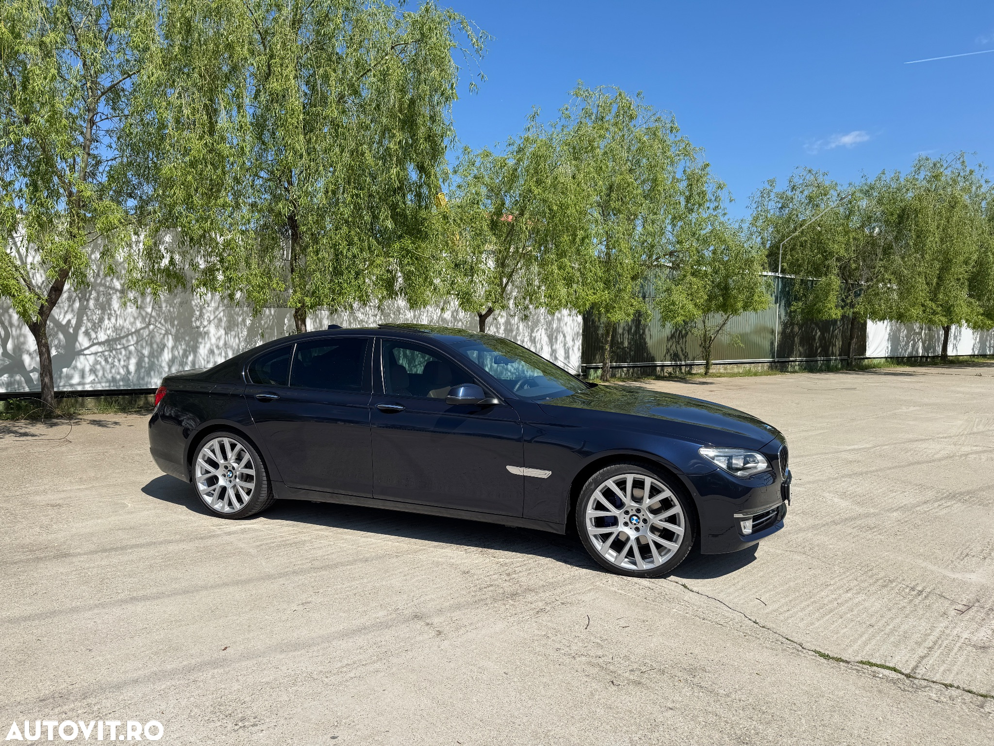 BMW Seria 7 740d xDrive - 10