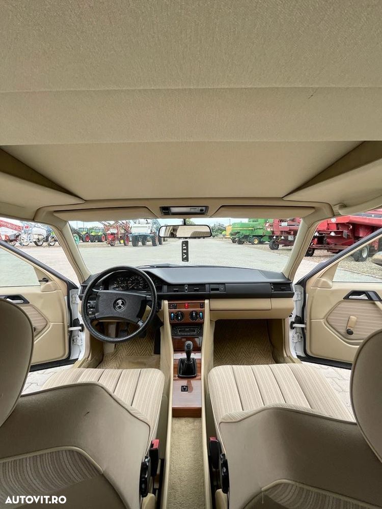 Mercedes-Benz W124 - 16