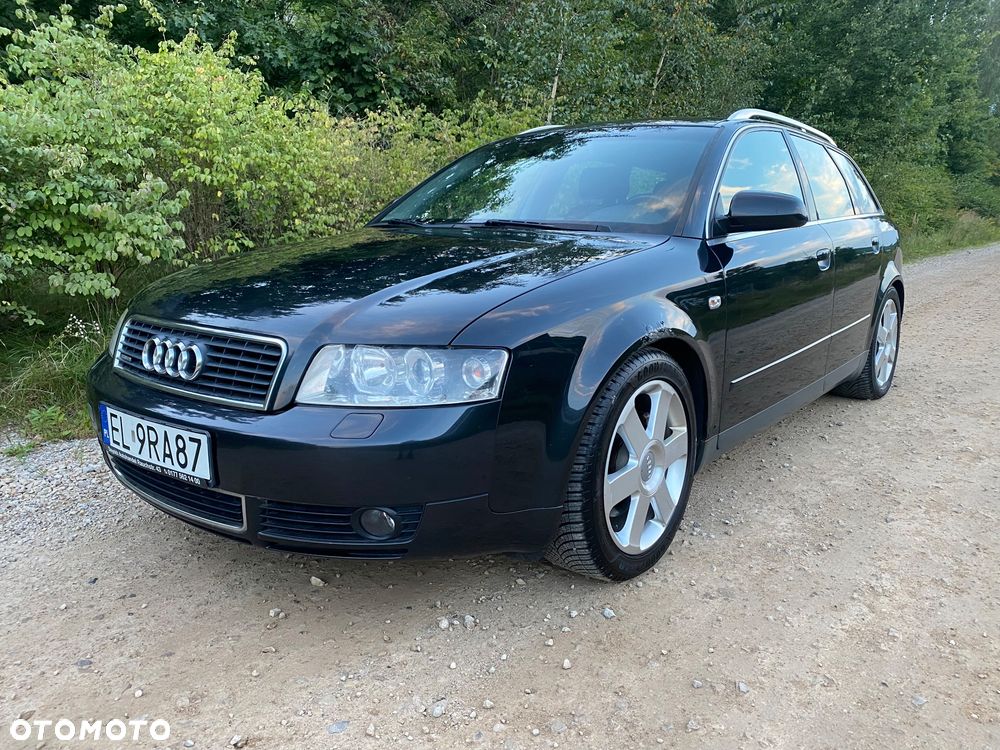 Audi A4 Avant 2.5 TDI quattro - 1