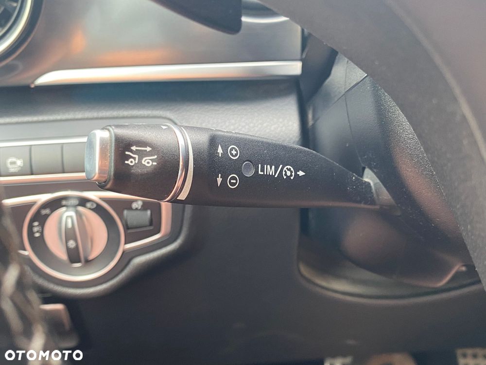 Mercedes-Benz EQV 300 90kWh - 21