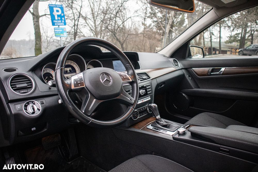Mercedes-Benz C 200 7G-TRONIC Exclusive - 11