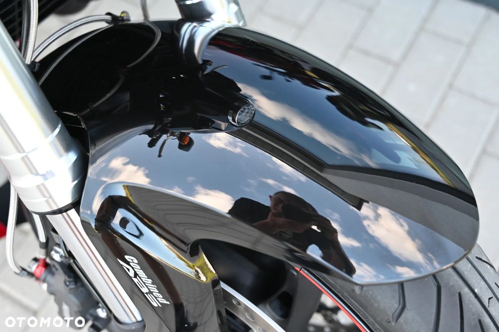 Honda CB - 21