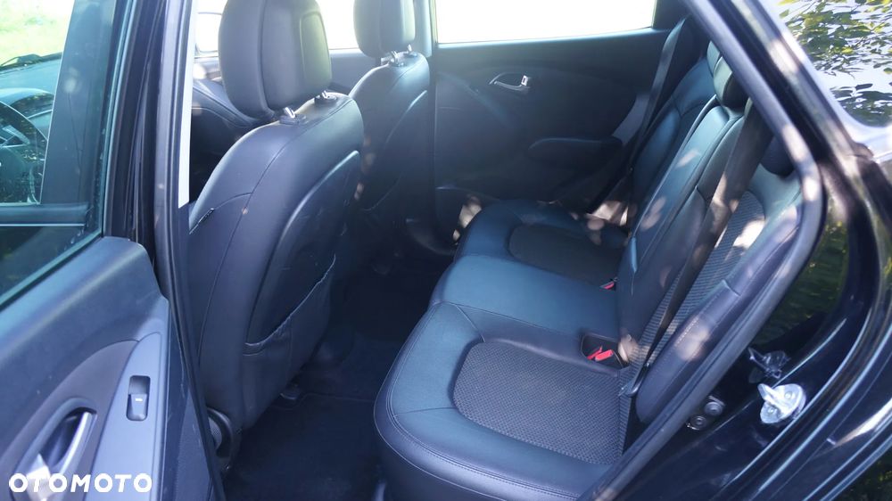 Hyundai ix35 1.7 CRDi 2WD blue Trend - 12