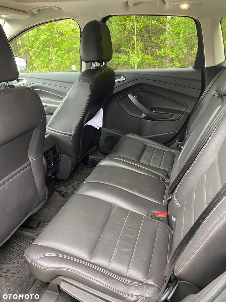 Ford Escape 2.0 EcoBoost AWD Titanium - 10
