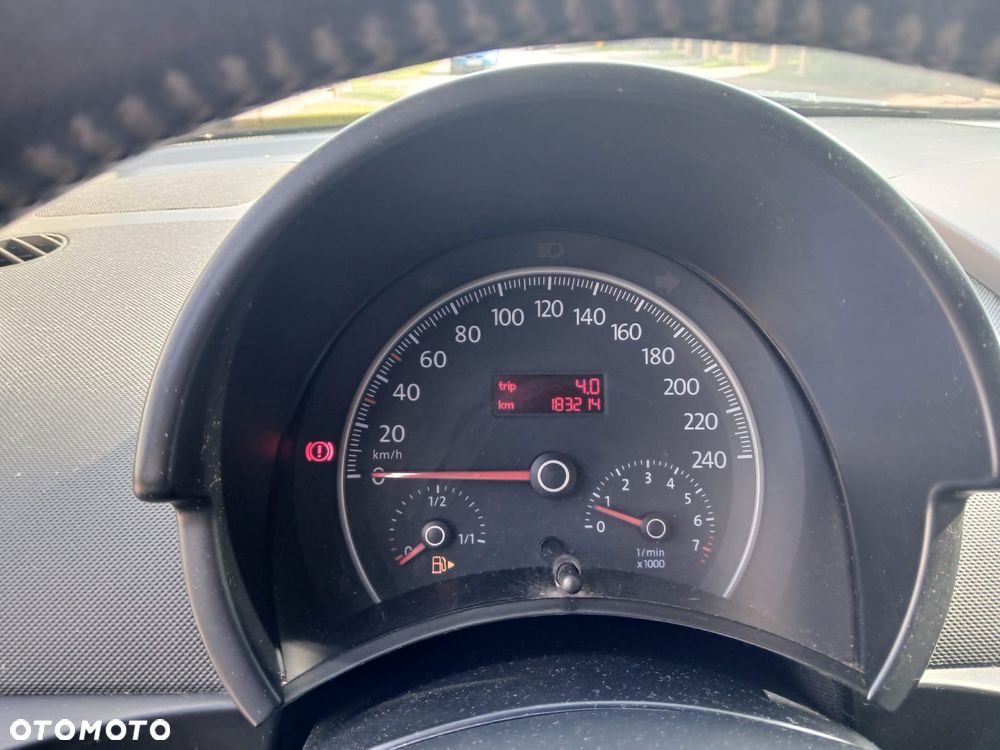 Volkswagen New Beetle 1.6 United - 20