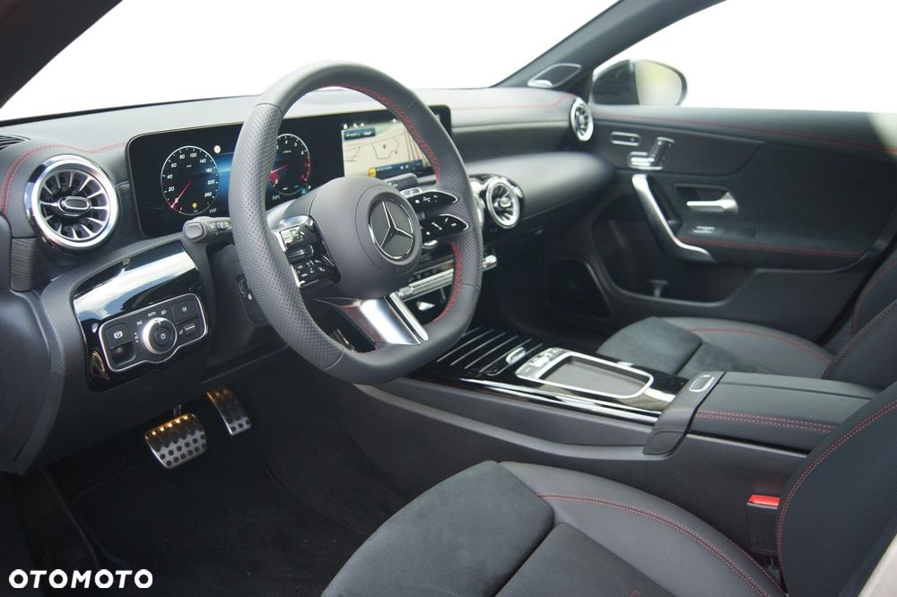 Mercedes-Benz CLA - 8