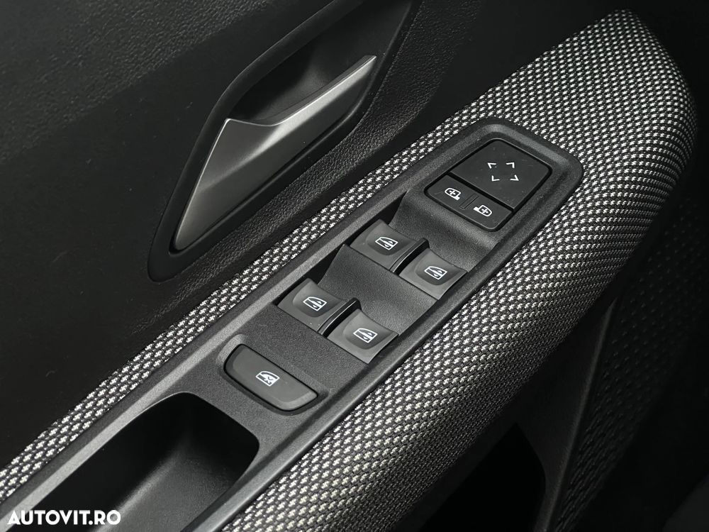 Dacia Logan TCe 90 MT6 Expression - 16