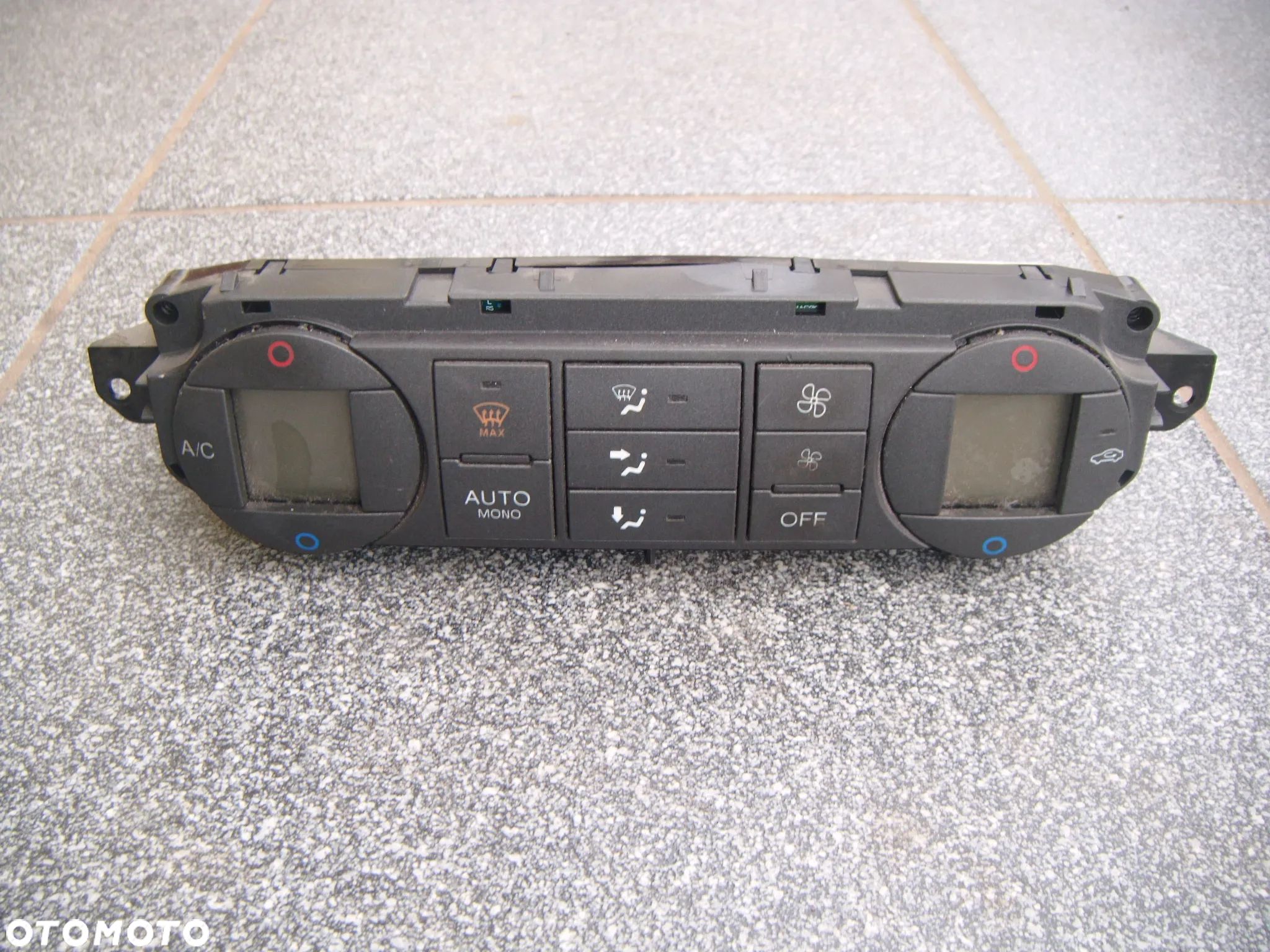 ford focus mk2  panel sterowania nawiewem  3m5t18c612-al - 1