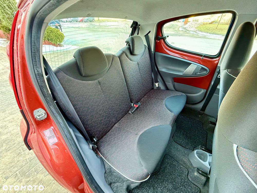 Peugeot 107 1.0 Trendy 2-Tronic - 19