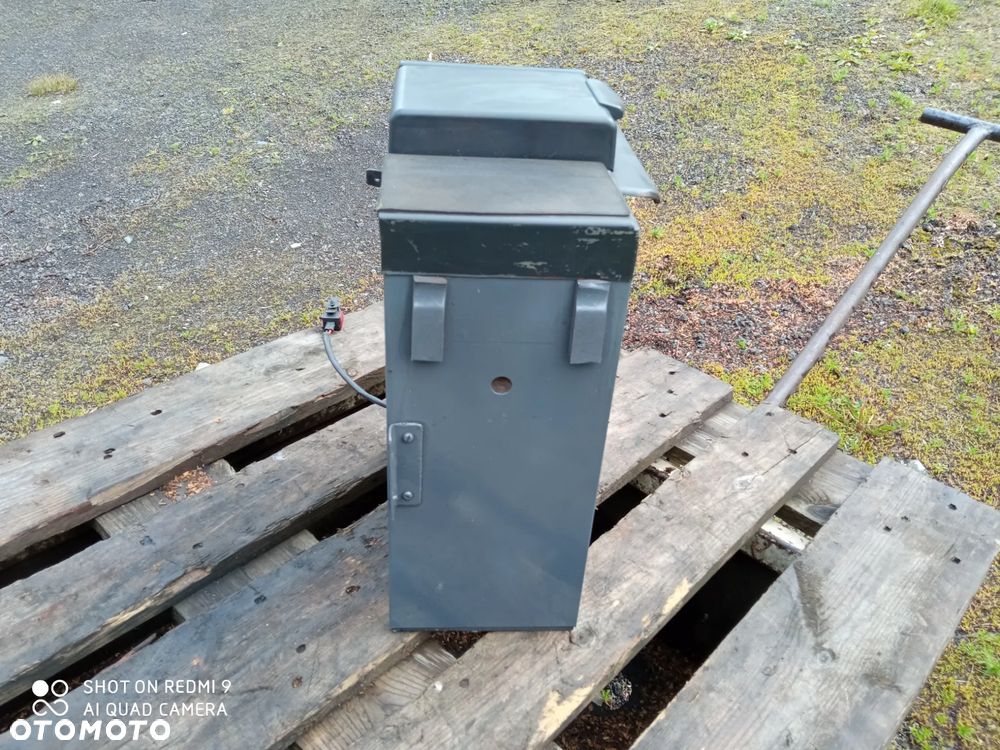 chłodziarka, lodówka RENAULT MAGNUM - 4